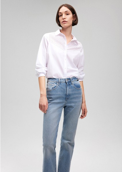 Dantel Detaylı Beyaz Gömlek 1210664-620 modelleri