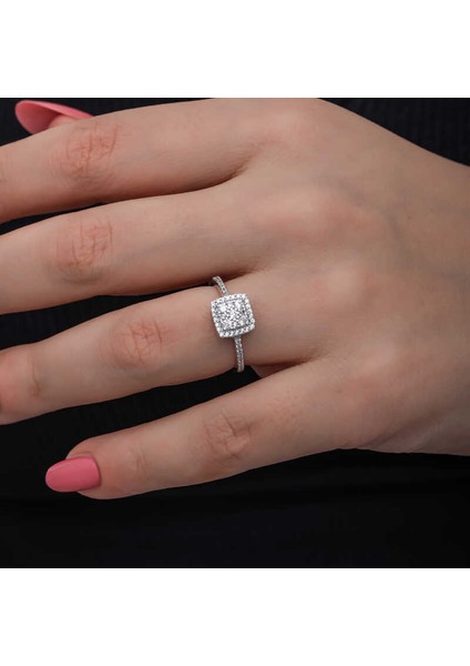 Gümüş Kare Zirkon Taşlı Kadın Yüzük SL6877 modelleri