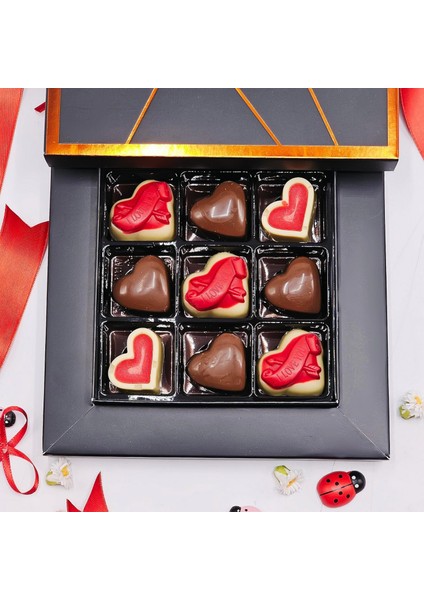 Kalp ve Figür Çikolata 9'lu fırsatları