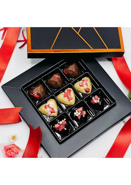Spesiyal Kalp Çikolata Çilek Dolgulu 9'lu fırsatları