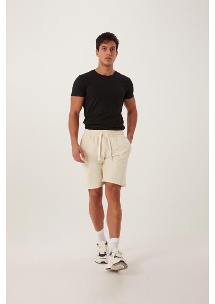 Erkek Golf Nakışlı 2 Iplik Şort Ekru modelleri