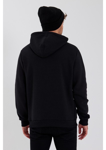 Erkek Baskılı Kapüşonlu 3 Iplik Sweatshirt Siyah fırsatları