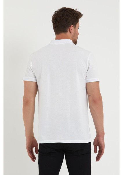 Erkek Regular Fit Polo Yaka Nakışlı T-Shirt Beyaz fırsatları