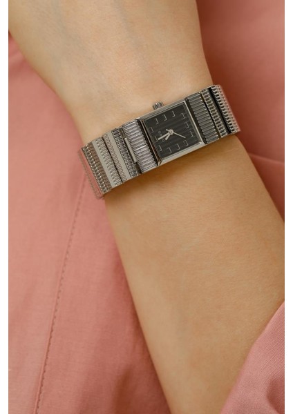 Noi Siyah Kadran Gümüş Kordon Kadın Kol Saat