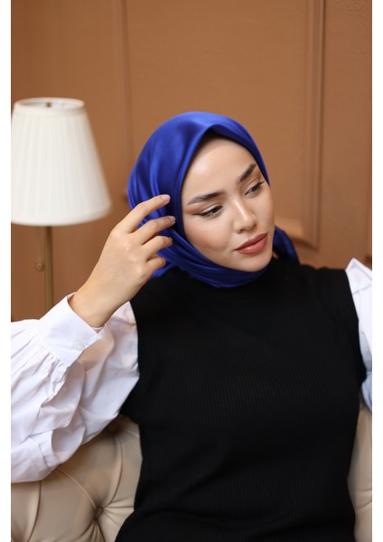 Düz Micro Saten Eşarp 28012-06 fiyatları