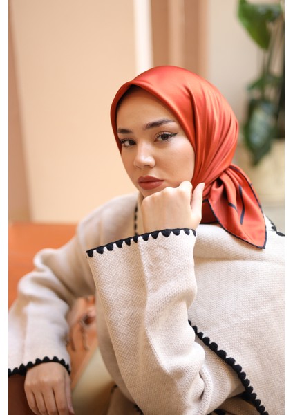 Düz Micro Saten Eşarp 28010-13 fırsatları