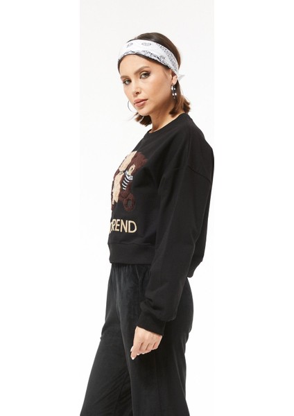 Sıfır Yaka Ayıcık Figürlü Sweat Siyah fırsatları