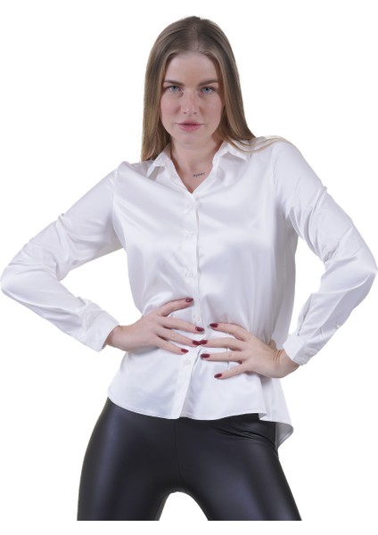 Beyaz Hafif Dökümlü Sırtı Körüklü Saten Dokuma Kadın Gömlek modelleri