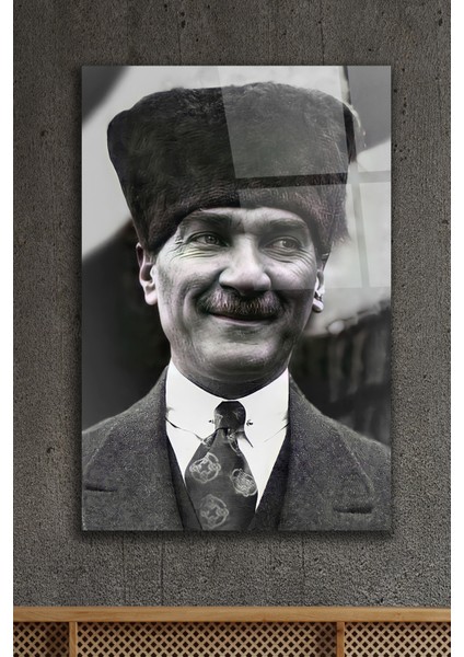 Atatürk Cam Tablo