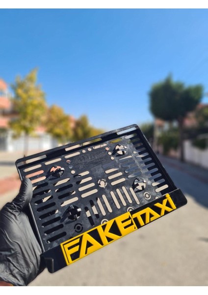 Karbon Soft Fake Taxi Yazılı Pleksi Plakalık