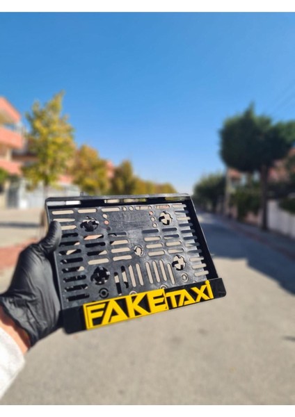 Karbon Soft Fake Taxi Yazılı Pleksi Plakalık