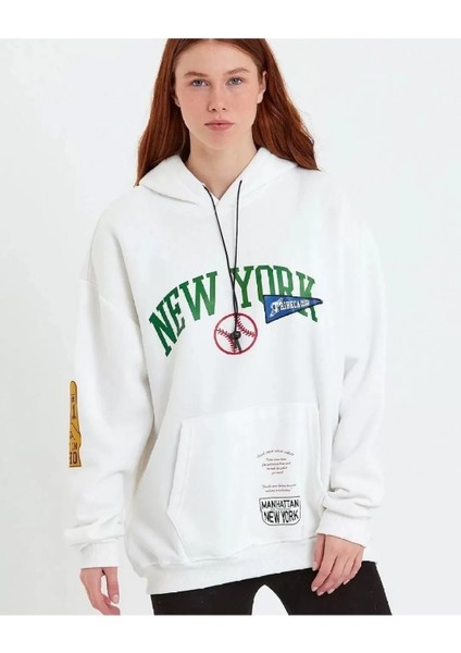 Tarz Yeri Kadın Baskılı Kapüşonlu Sweatshirt - Beyaz