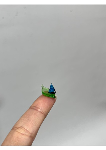 El Yapımı Mini Murano Cam Yaprak Üstü Salyangoz Biblo A177-07