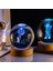 Işıklı Ahşap Kaideli Aya Çıkan Astronot Cam Küre 8cm*6cm 2