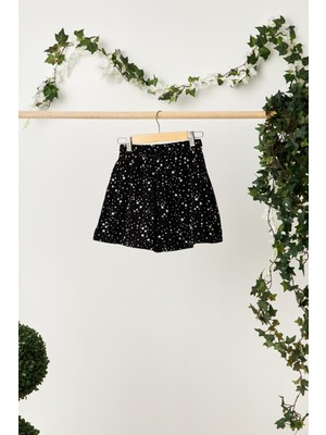 Babygiz Siyah-Beyaz Yıldız Kız Çocuk Beli Lastikli Cepli Yumuşak Rahat Hafif %100 Pamuklu Desenli Penye Şort