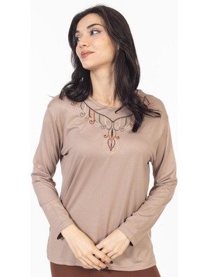 Mutlu City Yeni Model 2024 Nakış Işlemeli Yuvarlak Yaka Likralı Anne Penye Bluz 6450