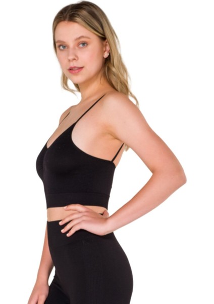 Büzgülü Ince Askılı Dikişsiz Seamless Crop Top Siyah