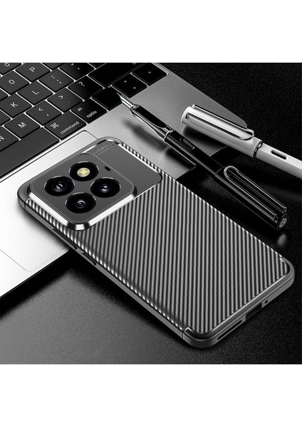 Xiaomi Mi 14 Pro Kılıf Kamera Korumalı Karbon Desenli Görünümlü Uzun Ömürlü Renk Atmaz Silikon Armor Kapak Fit Desing Negro fiyatları