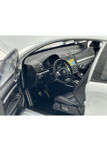 1/18 Norev Vw Golf Gtı Pirelli 188425 In Sılver fırsatları