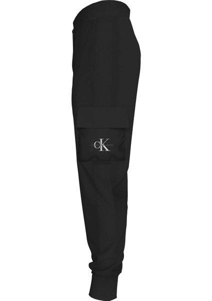 Normal Siyah Erkek Eşofman Altı J30J324683BEH indirimleri