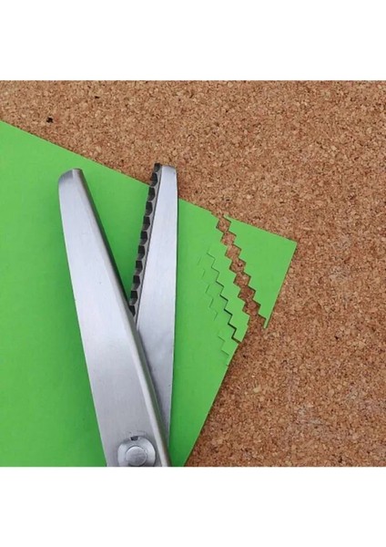 Zig Zag Kesim Terzi Sürfile Makası Surfile 25 cm 15 Diş 3 mm Diş Derinliği Zik Zak fırsatları