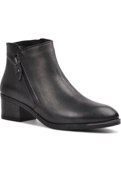 Castle Black Kadın Bot modelleri