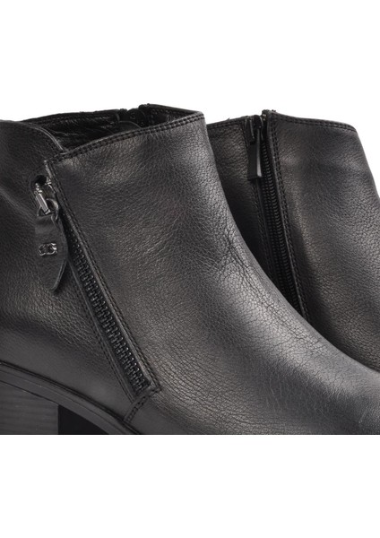 Castle Black Kadın Bot indirimleri