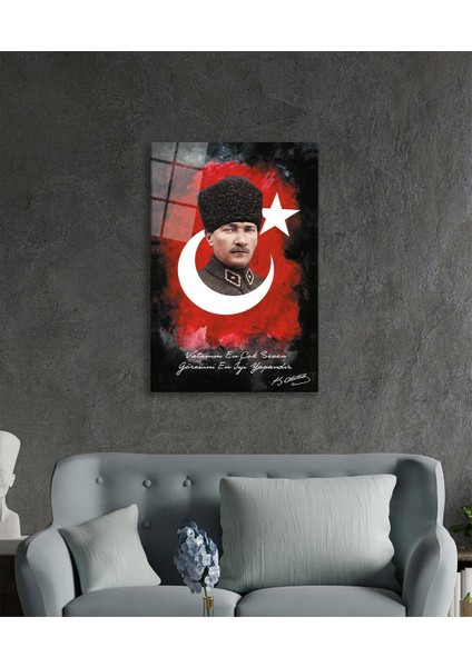 Vatanını En Çok Seven Görevini En Iyi Yapandır Atatürk Türk Bayrağı Cam Tablo