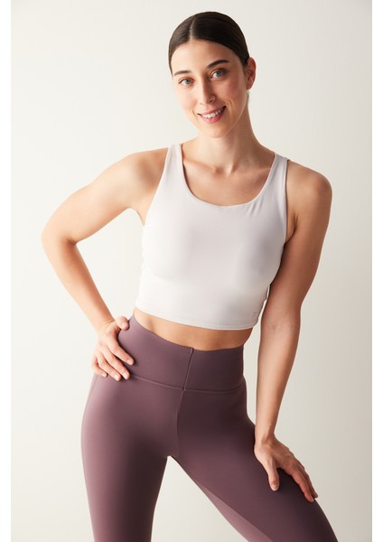Bej Kaplı Sırt Detaylı Slim Fit Crop Top