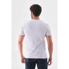 Adrıan Beyaz  T-Shirt