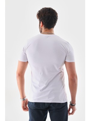 Adrıan Beyaz  T-Shirt