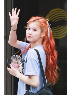 Krimo Fashion Kpop Twice Sana Krem Renk Fiyonklu Yan Saç Tokası