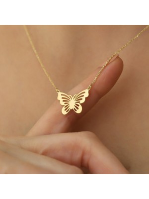 Nox Jewelry 14 Ayar Altın Mikron Kaplama Zarif ve Modern Tasarım - Kelebek Figürlü Gümüş Kolye