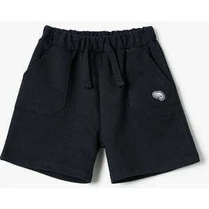 Basic Şort Beli Bağlamalı Cepli Aplike Detaylı