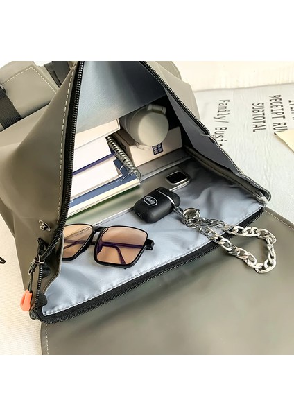 Katı Siyah Erkek Sırt Serin Streetwear Tarzı Erkek Sırt Harajuku Büyük Kapasiteli Okul Erkekler Su Geçirmez Naylon Çanta (Yurt Dışından) fırsatları