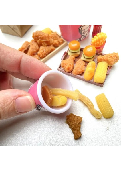 Stil 6 Stil Yeni Mini Bebek Evi Tam Varil Burger Kola Fincan Blyth Barbie Bebek Evi Fast Food Oyunu Oyunu Mutfak Aksesuarları Oyuncak (Yurt Dışından) fırsatları