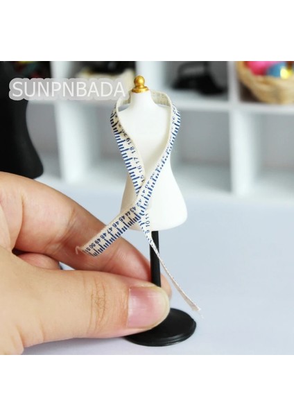 Sarı Stil 1:12 Ölçekli Minyatür Dollhouse Dikiş Makinesi Mini Ev Ütü Masası Çalışma Kutusu Terzi Dükkanı Mobilya Dekorasyon Aksesuarları (Yurt Dışından)