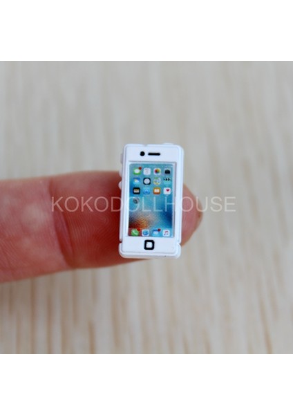 1 Adet Bilgisayar Stili Ale Dollhouse Minyatür Cep Telefonu Tablet Bilgisayar Pullip Barbies Için OB11 Bebek Evi Mobilya Aksesuarları Oyuncak (Yurt Dışından) fırsatları