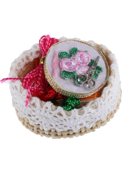 Stili Temizle Sıcak Satış Vintage Ölçekli Minyatür Bebek Evi Dikiş Kutusu Oyna Pretend Mobilya Dekor Aksesuarları Oyuncak Hediye Bebek Evi Dekor (Yurt Dışından) fiyatları