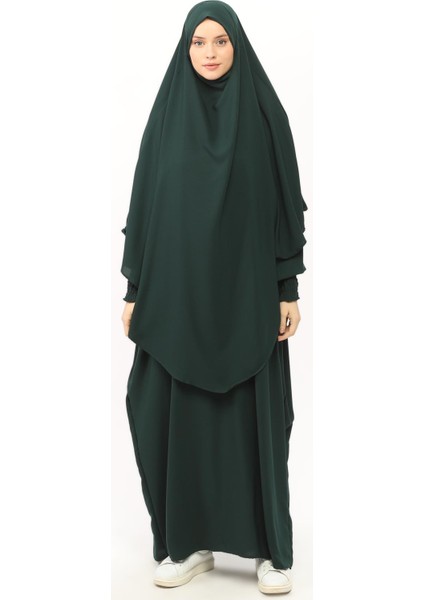 Sultanbaş Nikaplı Çarşaf Cilbab Khimar Abaya Kolu Lastikli Hakim Yaka Peçeli Ferace Medine İpek-Zümrüt Yeşili-S/M