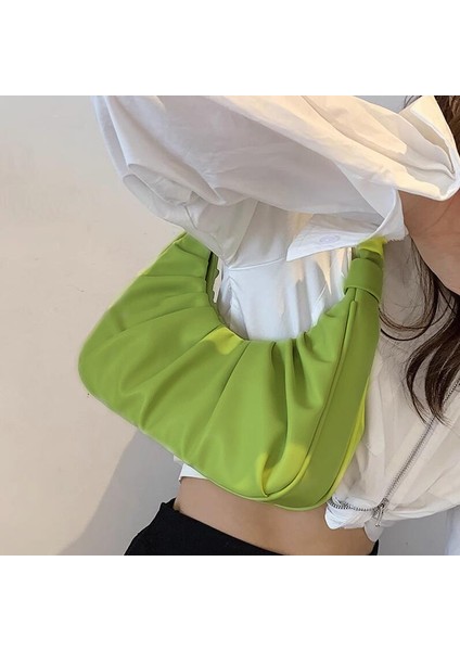 Yumuşak Deri Kadın Koltukaltı Çantası Kadın Bulut Pilili Çanta Baget Omuz Crossbody Niş Doku Kore Versiyonu 2024 Bahar Tarzı (Yurt Dışından)