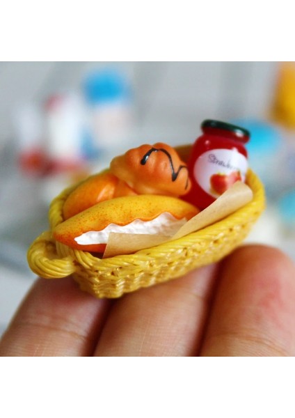 1 Takım Ekmek Tarzı Ale Sevimli Minyatür Dollhouse Kahvaltı Barbies Için Mini Gıda Oyna Pretend Pullip Bebek Evi Mutfak Seti Oyuncaklar Kızlar Için (Yurt Dışından)