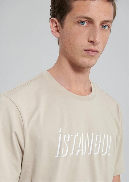 M0611956-82393 Açık Bej Erkek Regular Istanbul T-Shirt modelleri