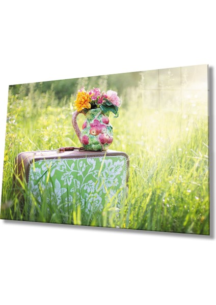 Vazoda Çiçekler Flowers In Vase Table