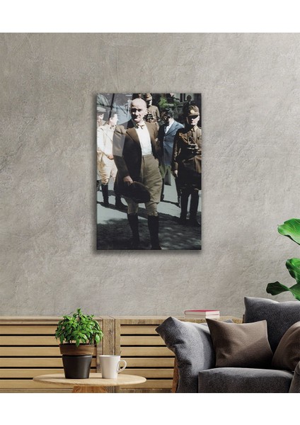 Atatürk Cam Tablo