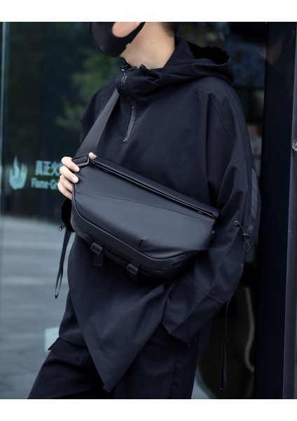 Tek Omuz Moda Erkek Motosiklet Crossbody Çanta 2024 Yeni Çok Fonksiyonlu Göğüs Çantası Manyetik Toka Çok Bölmeli Bel Çantası (Yurt Dışından) modelleri