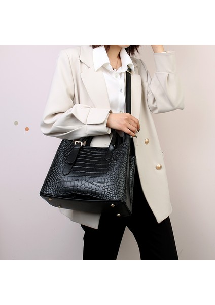 Bayan Çanta 2023 Yeni Avrupa ve Amerikan Moda Üst Düzey Timsah Desen Çanta Çok Katmanlı Büyük Kapasiteli Kadın Çantası (Yurt Dışından) fırsatları