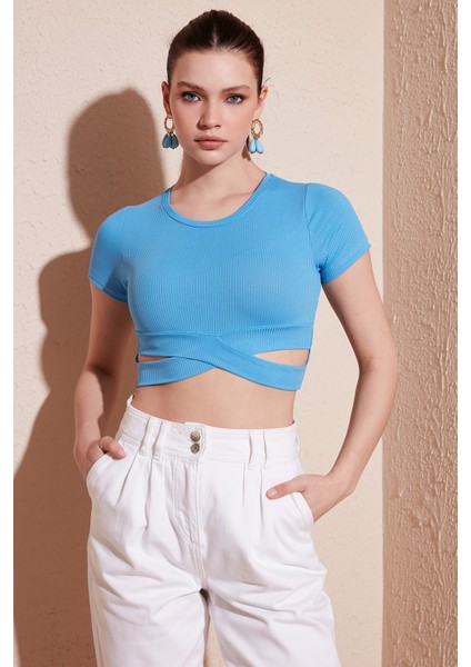 Fitilli Bel Detaylı Kısa Kollu Dar Kesim Crop Bluz Bayan Bluz 5864211