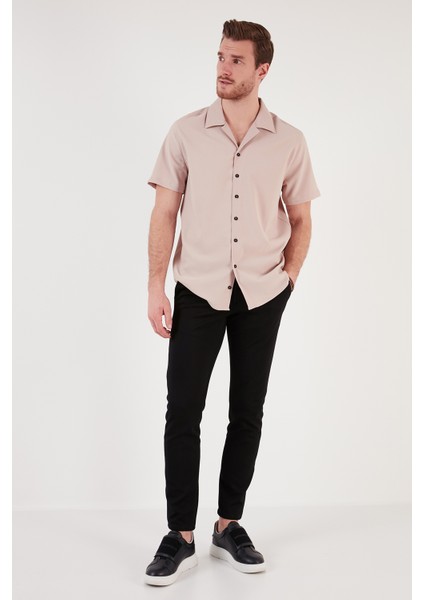 Regular Fit Apaş Yaka Kısa Kollu Gömlek Erkek Gömlek CF24S117927