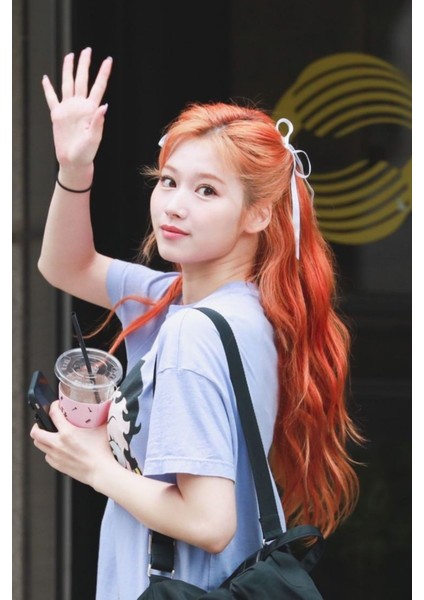 Kpop Twice Sana Krem Renk Fiyonklu Yan Saç Tokası